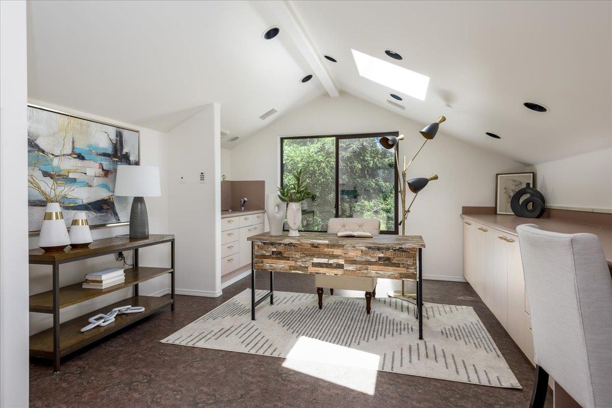 Detail Gallery Image 30 of 58 For 90 Hayfields Rd, Portola Valley,  CA 94028 - 6 Beds | 3/1 Baths
