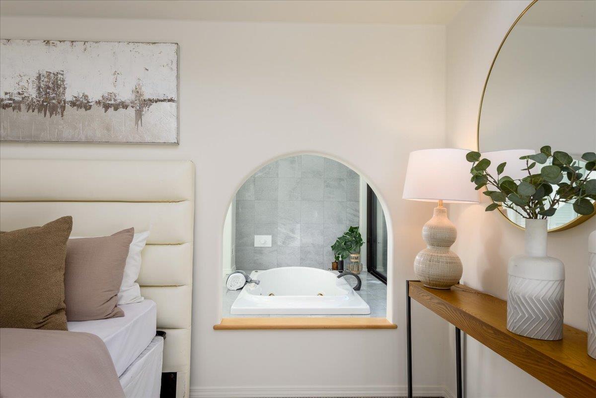 Detail Gallery Image 34 of 58 For 90 Hayfields Rd, Portola Valley,  CA 94028 - 6 Beds | 3/1 Baths