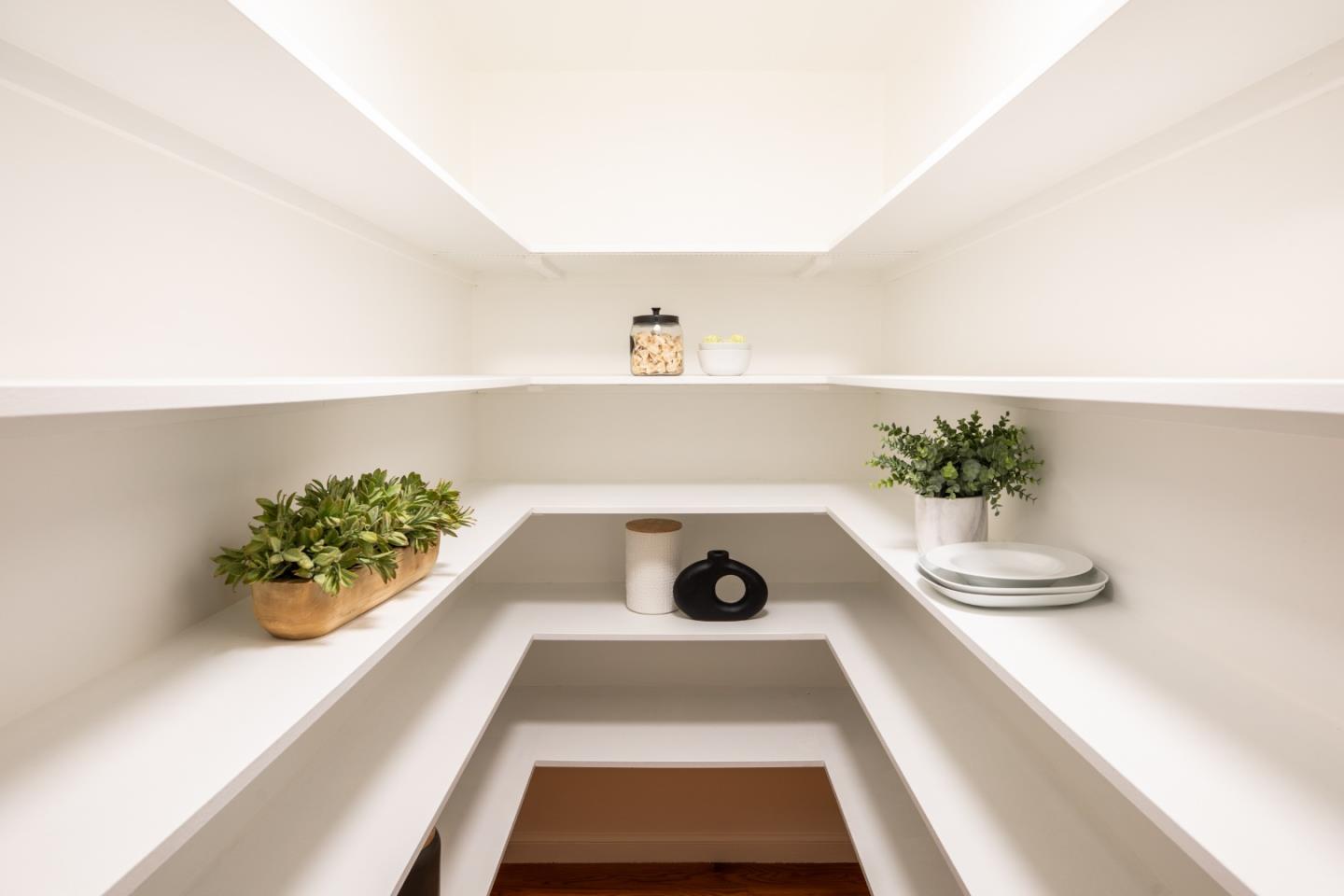 Detail Gallery Image 10 of 33 For 20391 Wolcot Way, Saratoga,  CA 95070 - 4 Beds | 3 Baths