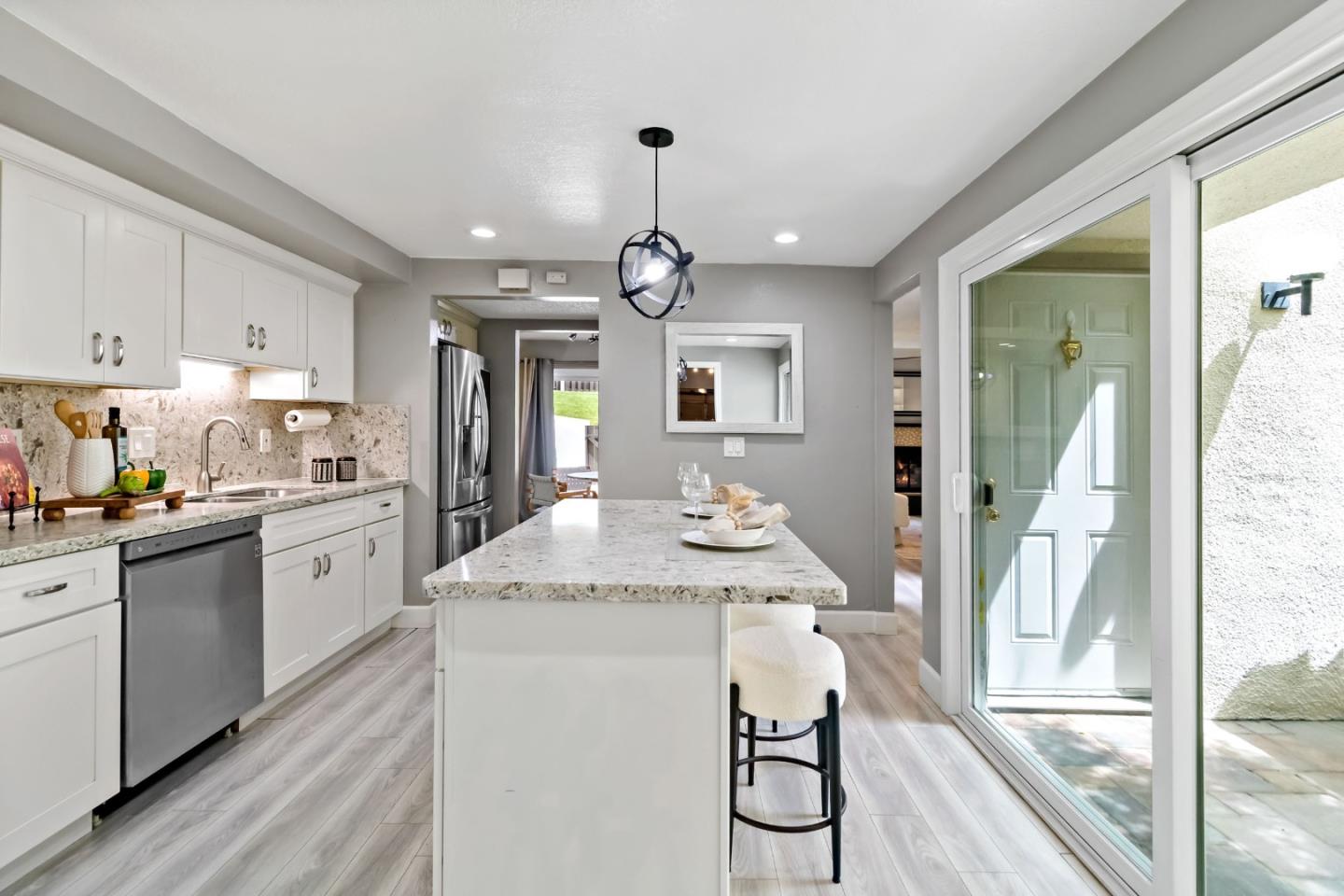 Detail Gallery Image 22 of 51 For 1760 Shady Creek Ct, San Jose,  CA 95148 - 3 Beds | 2/1 Baths