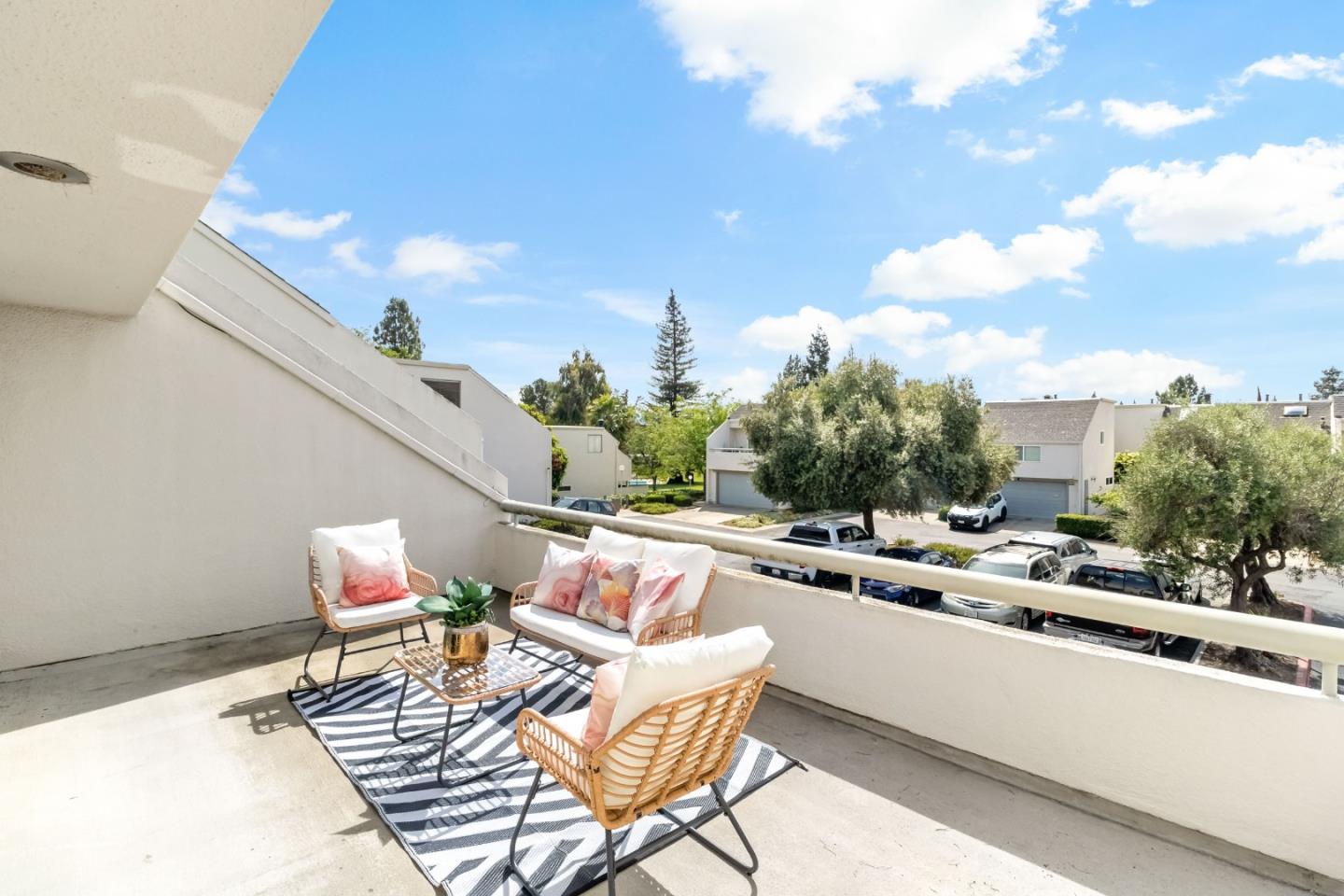 Detail Gallery Image 32 of 51 For 1760 Shady Creek Ct, San Jose,  CA 95148 - 3 Beds | 2/1 Baths