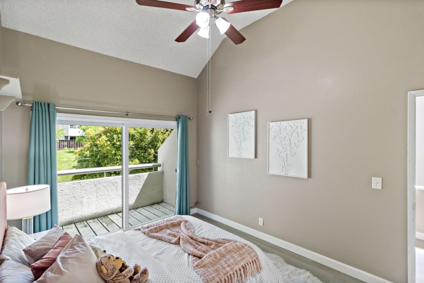 Detail Gallery Image 35 of 51 For 1760 Shady Creek Ct, San Jose,  CA 95148 - 3 Beds | 2/1 Baths