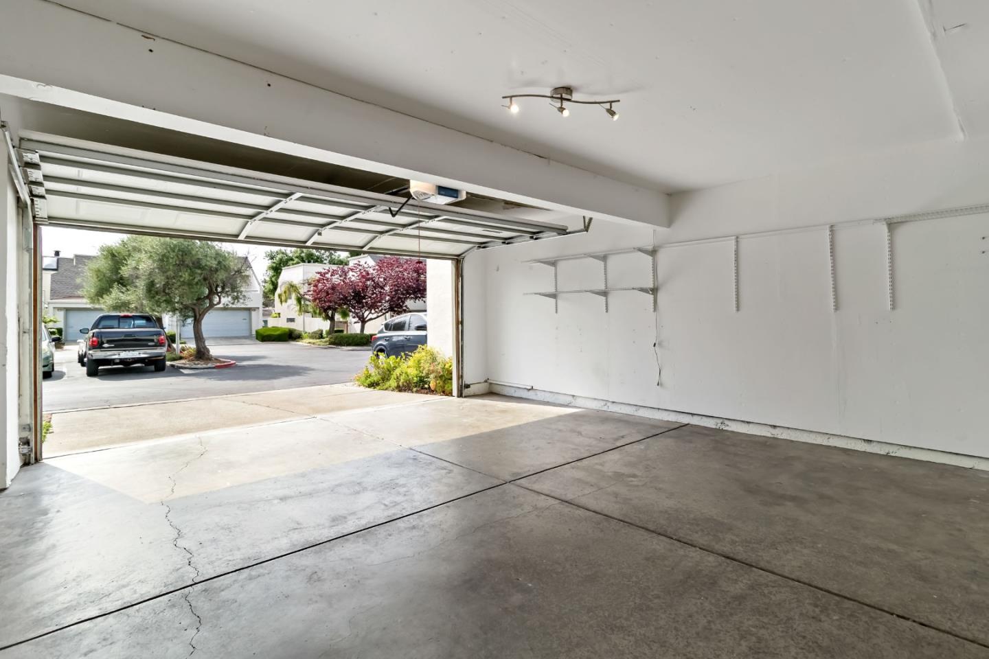 Detail Gallery Image 43 of 51 For 1760 Shady Creek Ct, San Jose,  CA 95148 - 3 Beds | 2/1 Baths