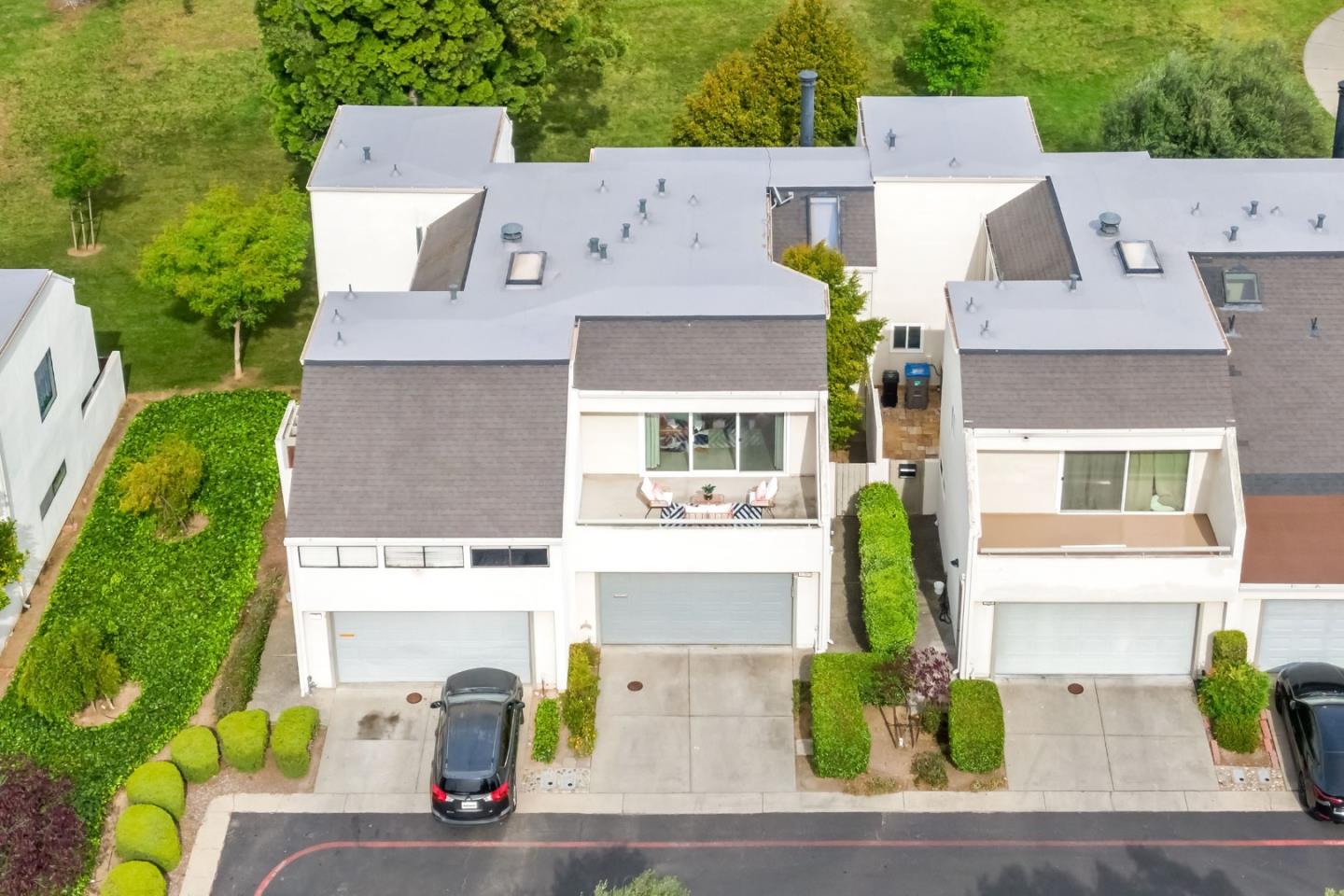 Detail Gallery Image 9 of 51 For 1760 Shady Creek Ct, San Jose,  CA 95148 - 3 Beds | 2/1 Baths