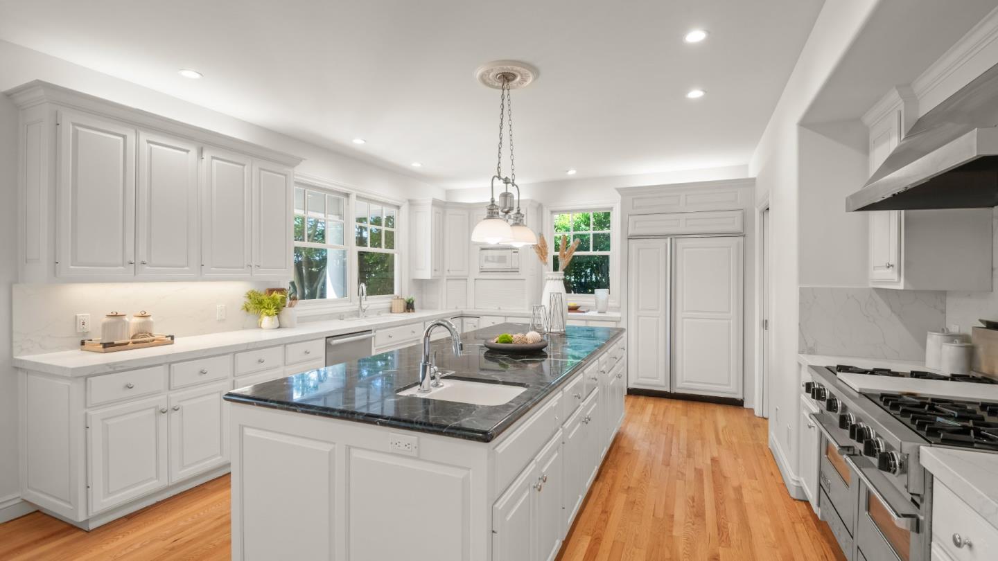 Detail Gallery Image 21 of 57 For 16255 Short Rd, Los Gatos,  CA 95032 - 4 Beds | 4 Baths