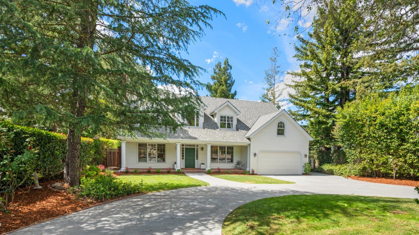 Detail Gallery Image 4 of 57 For 16255 Short Rd, Los Gatos,  CA 95032 - 4 Beds | 4 Baths