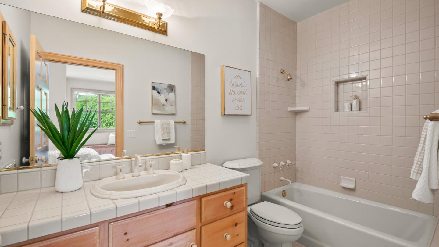 Detail Gallery Image 40 of 57 For 16255 Short Rd, Los Gatos,  CA 95032 - 4 Beds | 4 Baths