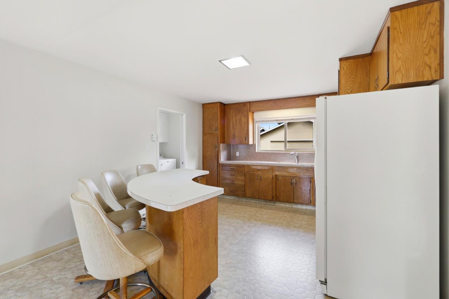 Detail Gallery Image 13 of 50 For 14701 Charmeran Ave, San Jose,  CA 95124 - 4 Beds | 2 Baths