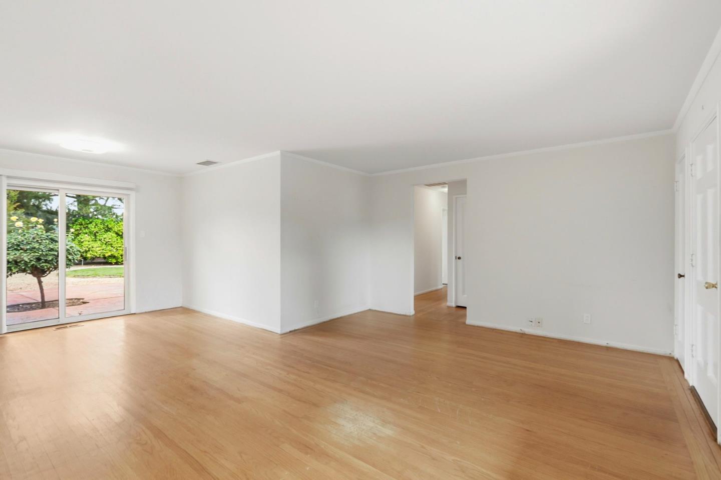 Detail Gallery Image 18 of 50 For 14701 Charmeran Ave, San Jose,  CA 95124 - 4 Beds | 2 Baths