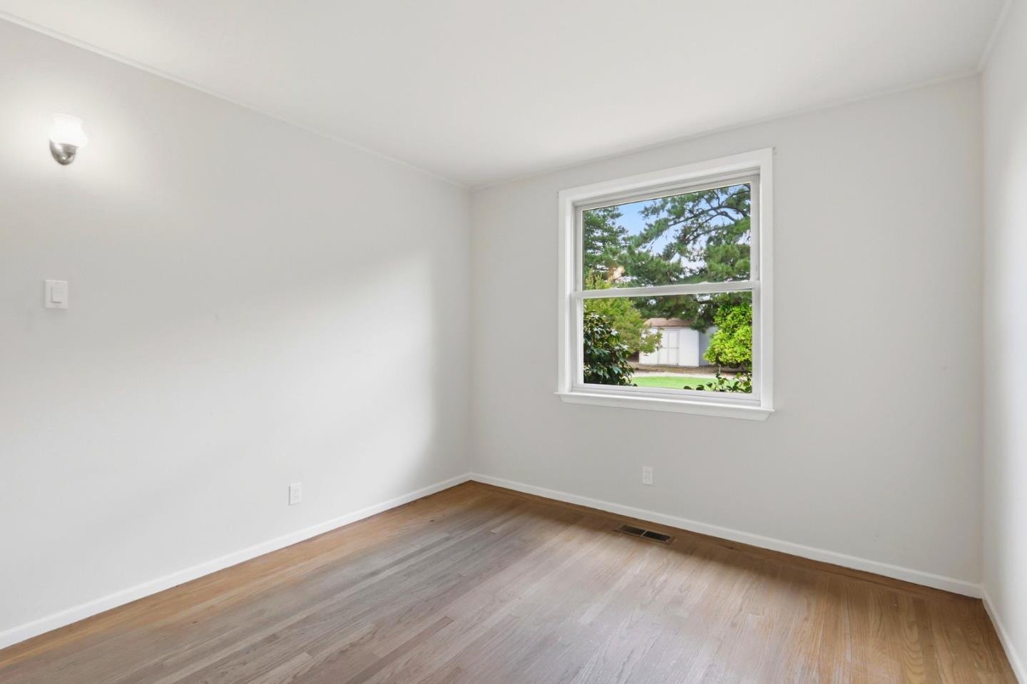 Detail Gallery Image 26 of 50 For 14701 Charmeran Ave, San Jose,  CA 95124 - 4 Beds | 2 Baths