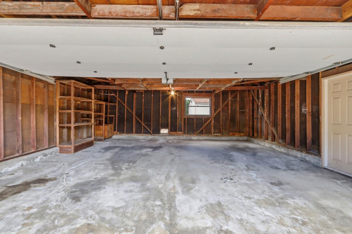 Detail Gallery Image 33 of 50 For 14701 Charmeran Ave, San Jose,  CA 95124 - 4 Beds | 2 Baths