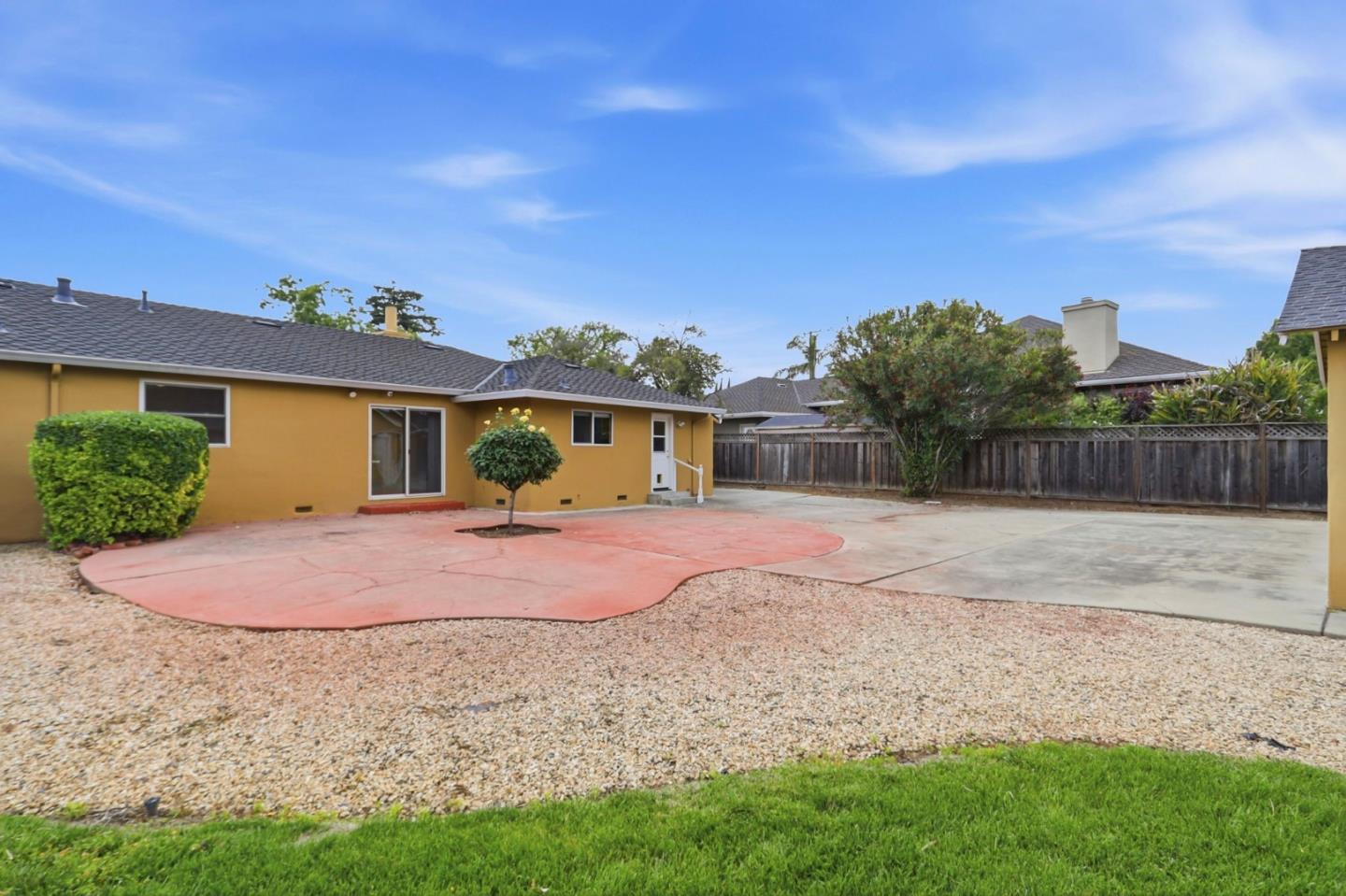 Detail Gallery Image 38 of 50 For 14701 Charmeran Ave, San Jose,  CA 95124 - 4 Beds | 2 Baths