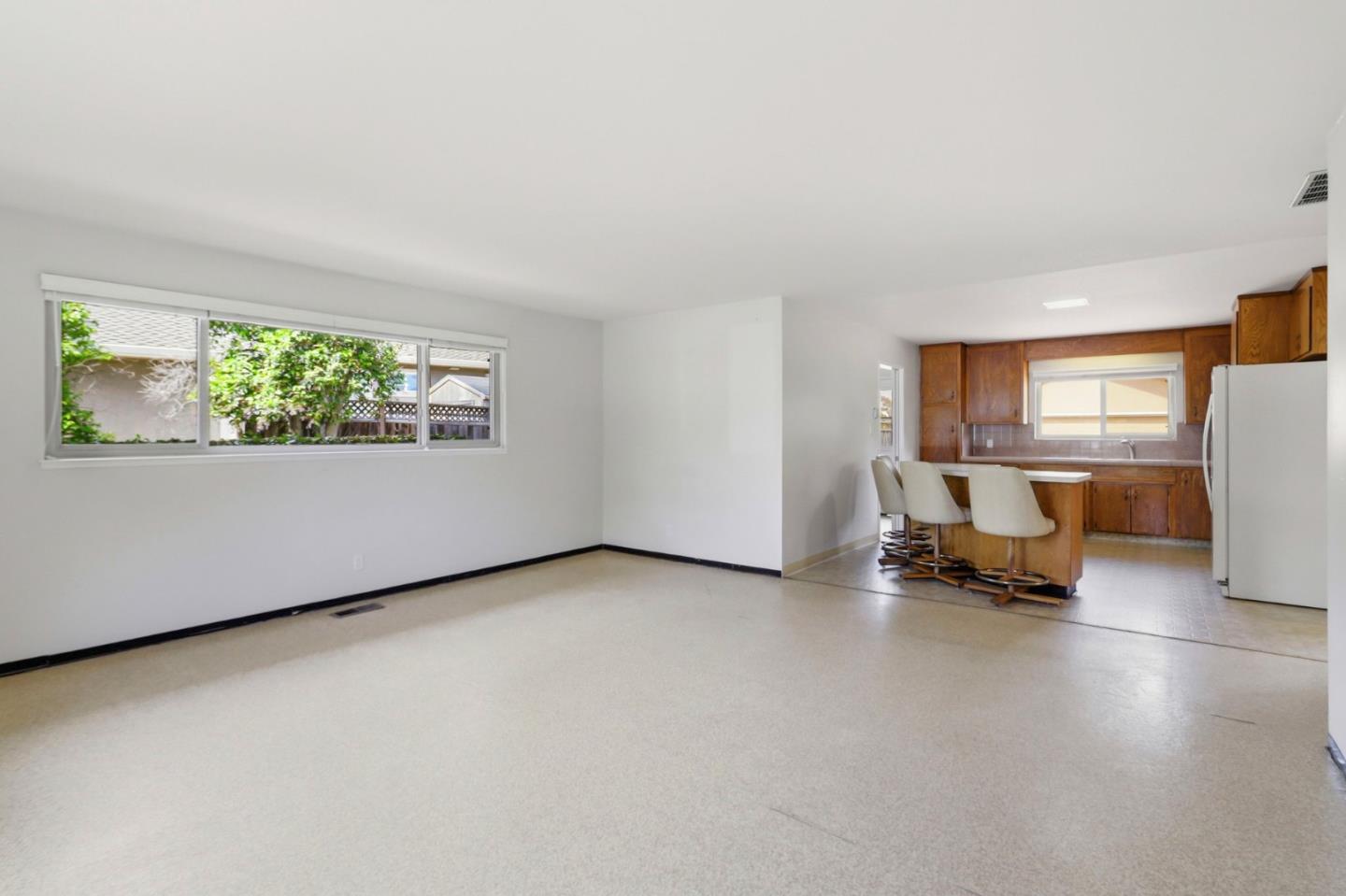 Detail Gallery Image 7 of 50 For 14701 Charmeran Ave, San Jose,  CA 95124 - 4 Beds | 2 Baths