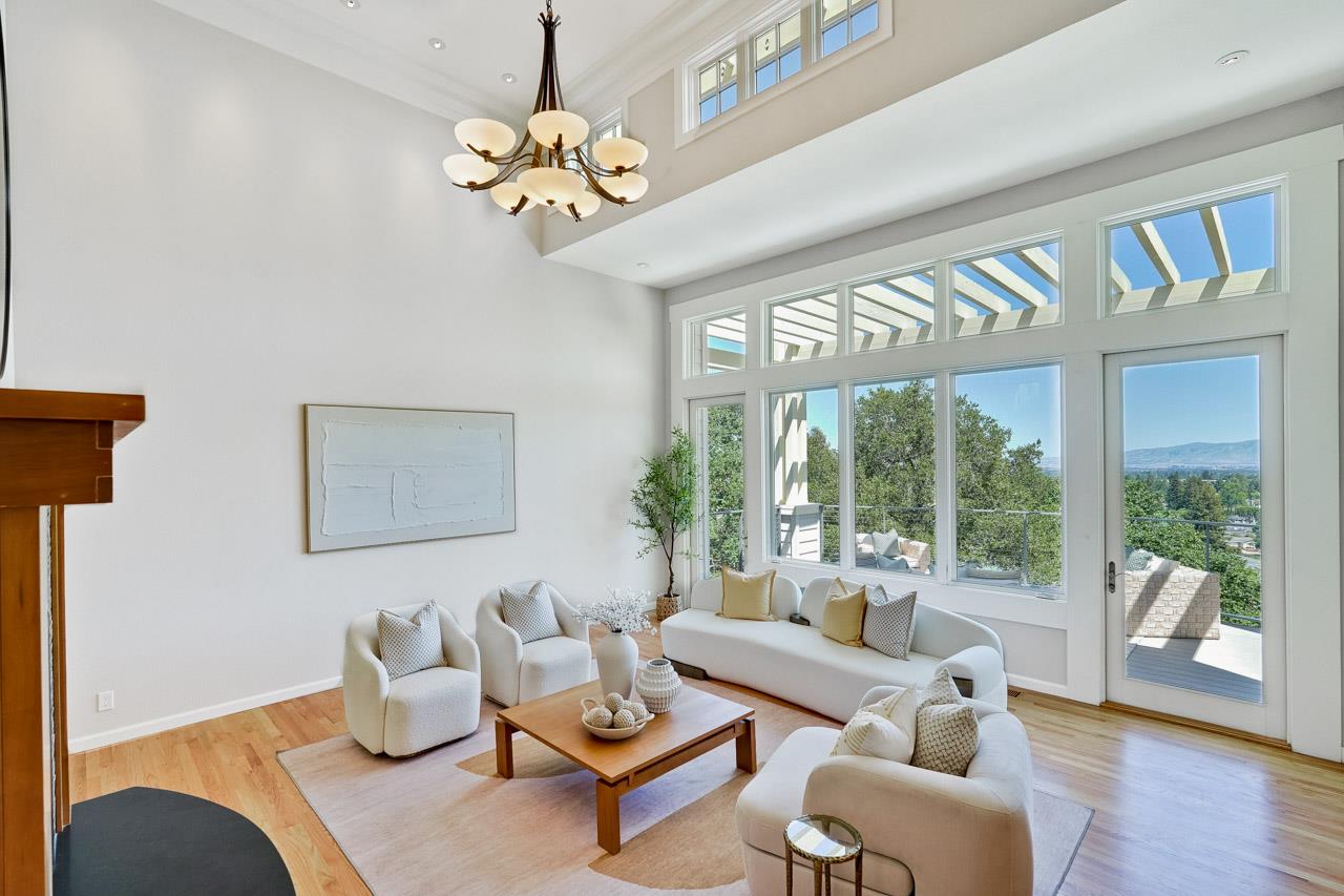 Detail Gallery Image 16 of 102 For 10376 Avenida Ln, Cupertino,  CA 95014 - 5 Beds | 3/2 Baths