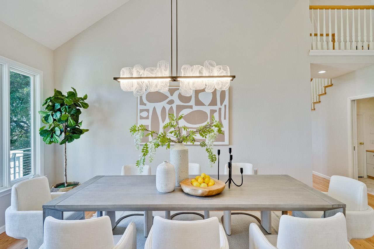 Detail Gallery Image 23 of 102 For 10376 Avenida Ln, Cupertino,  CA 95014 - 5 Beds | 3/2 Baths