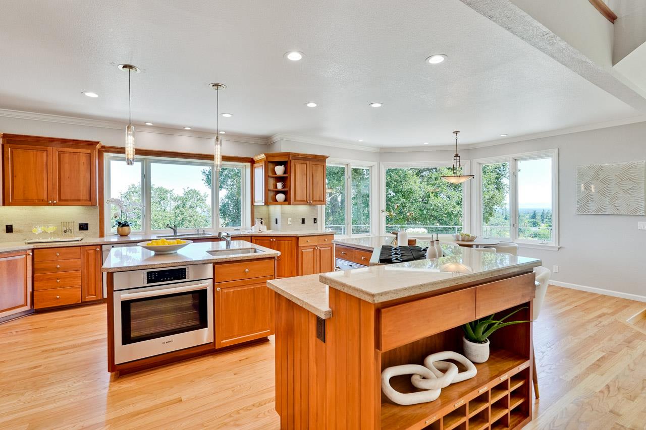 Detail Gallery Image 27 of 102 For 10376 Avenida Ln, Cupertino,  CA 95014 - 5 Beds | 3/2 Baths