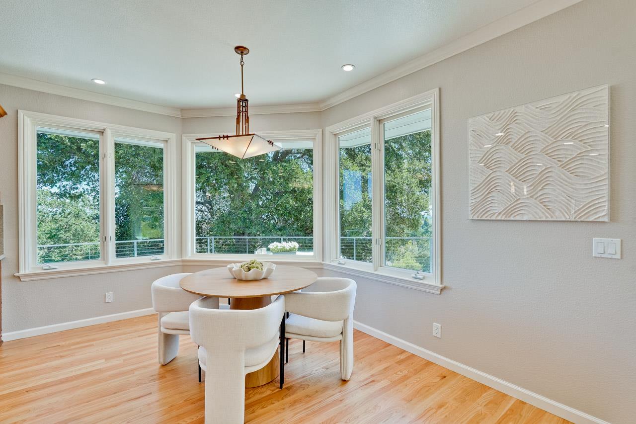 Detail Gallery Image 35 of 102 For 10376 Avenida Ln, Cupertino,  CA 95014 - 5 Beds | 3/2 Baths