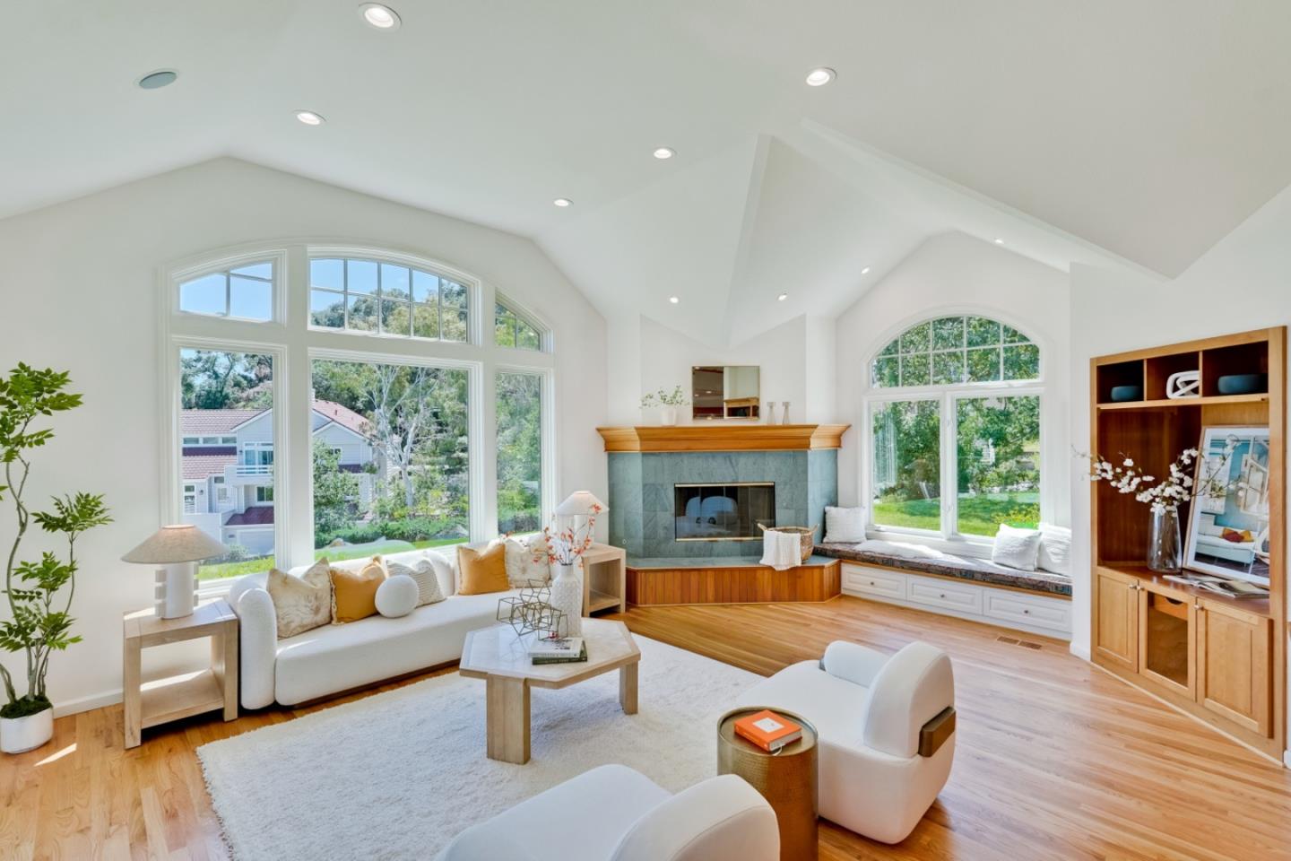 Detail Gallery Image 37 of 102 For 10376 Avenida Ln, Cupertino,  CA 95014 - 5 Beds | 3/2 Baths