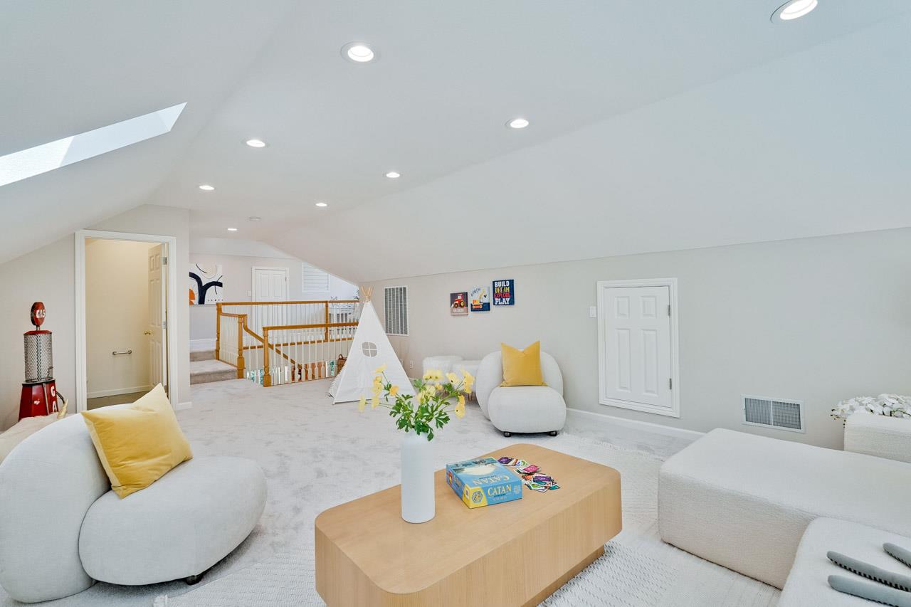 Detail Gallery Image 42 of 102 For 10376 Avenida Ln, Cupertino,  CA 95014 - 5 Beds | 3/2 Baths