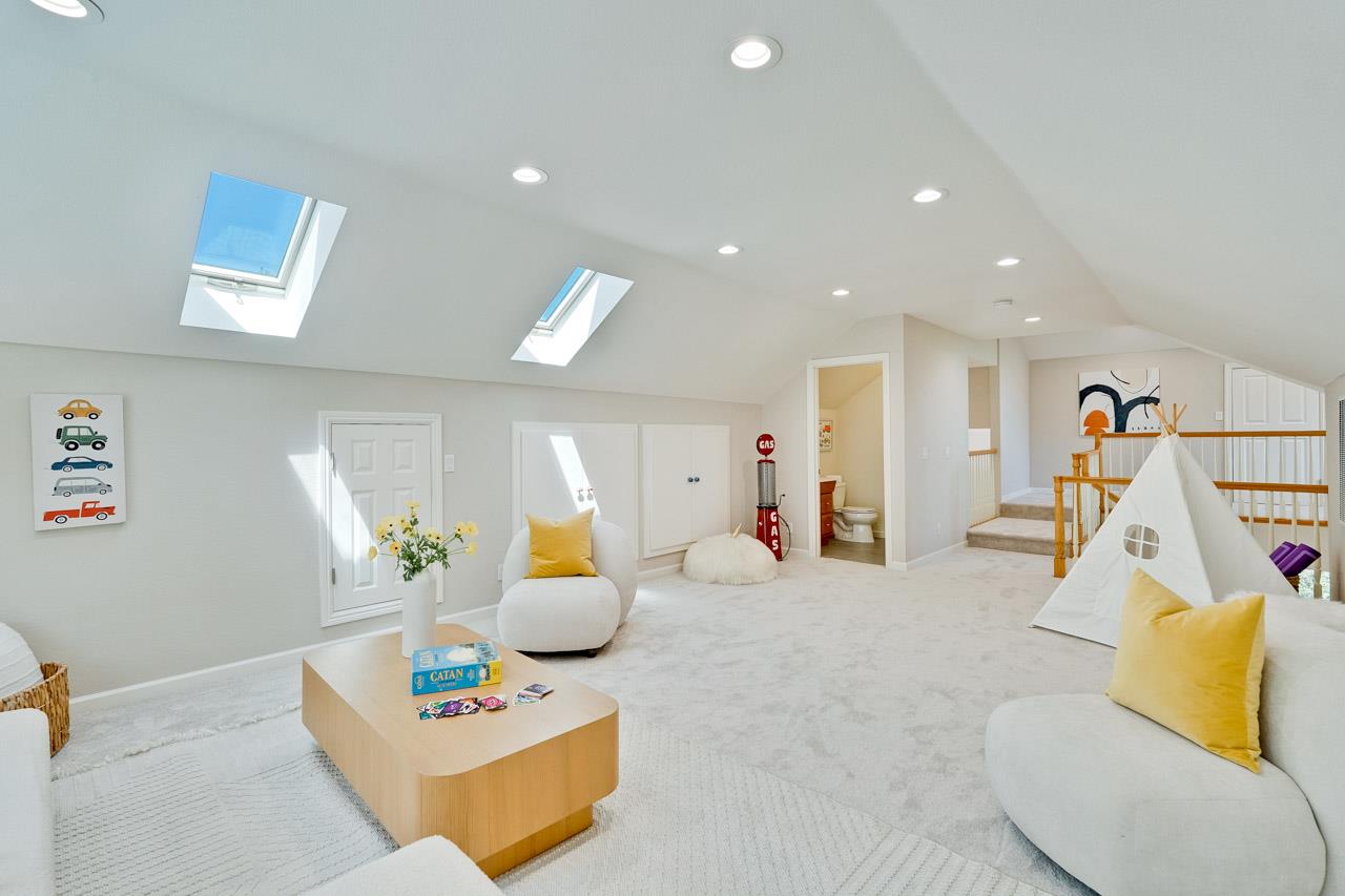 Detail Gallery Image 46 of 102 For 10376 Avenida Ln, Cupertino,  CA 95014 - 5 Beds | 3/2 Baths