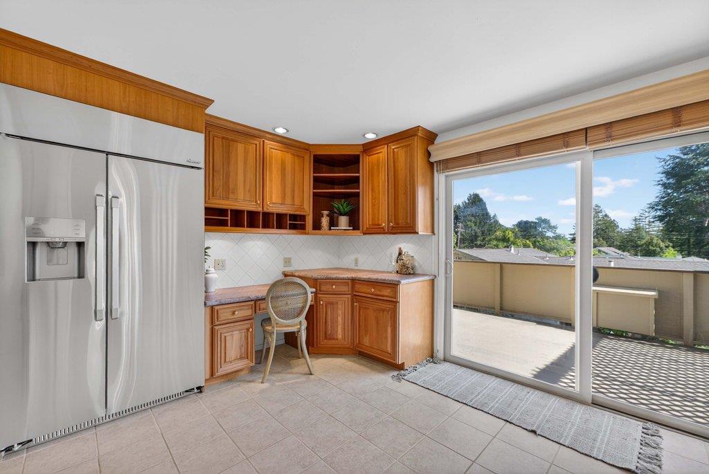 Detail Gallery Image 15 of 44 For 111 Westmoor Dr, Santa Cruz,  CA 95060 - 3 Beds | 2 Baths