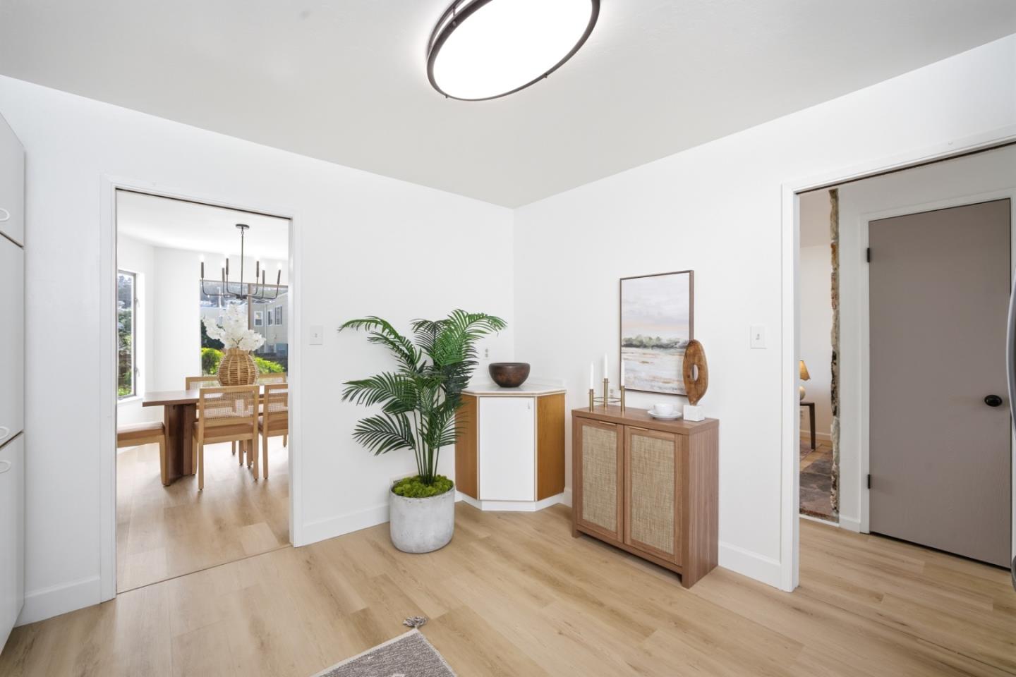 Detail Gallery Image 24 of 32 For 16 Moneta Ct, San Francisco,  CA 94112 - 3 Beds | 2 Baths