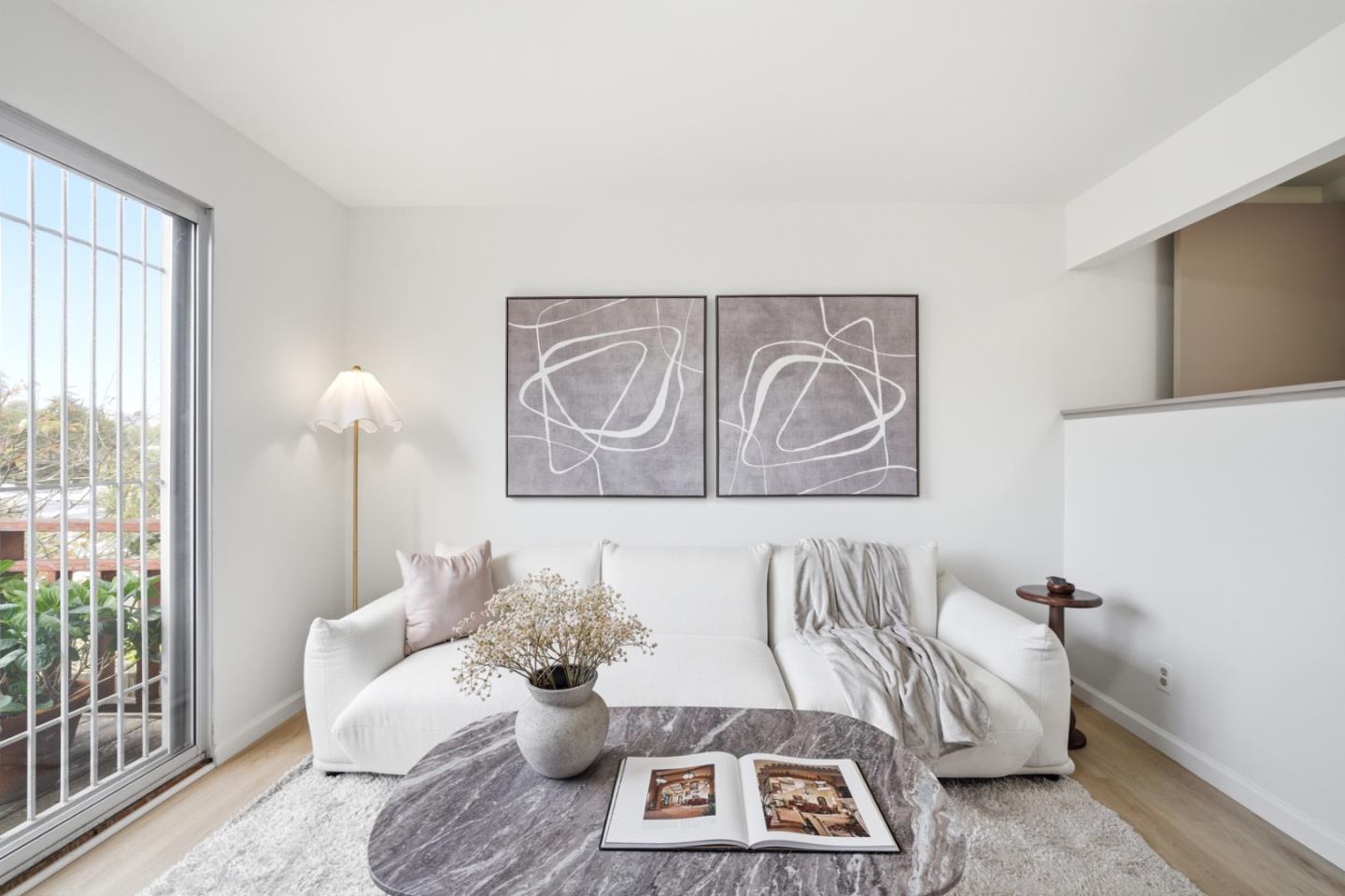 Detail Gallery Image 7 of 32 For 16 Moneta Ct, San Francisco,  CA 94112 - 3 Beds | 2 Baths