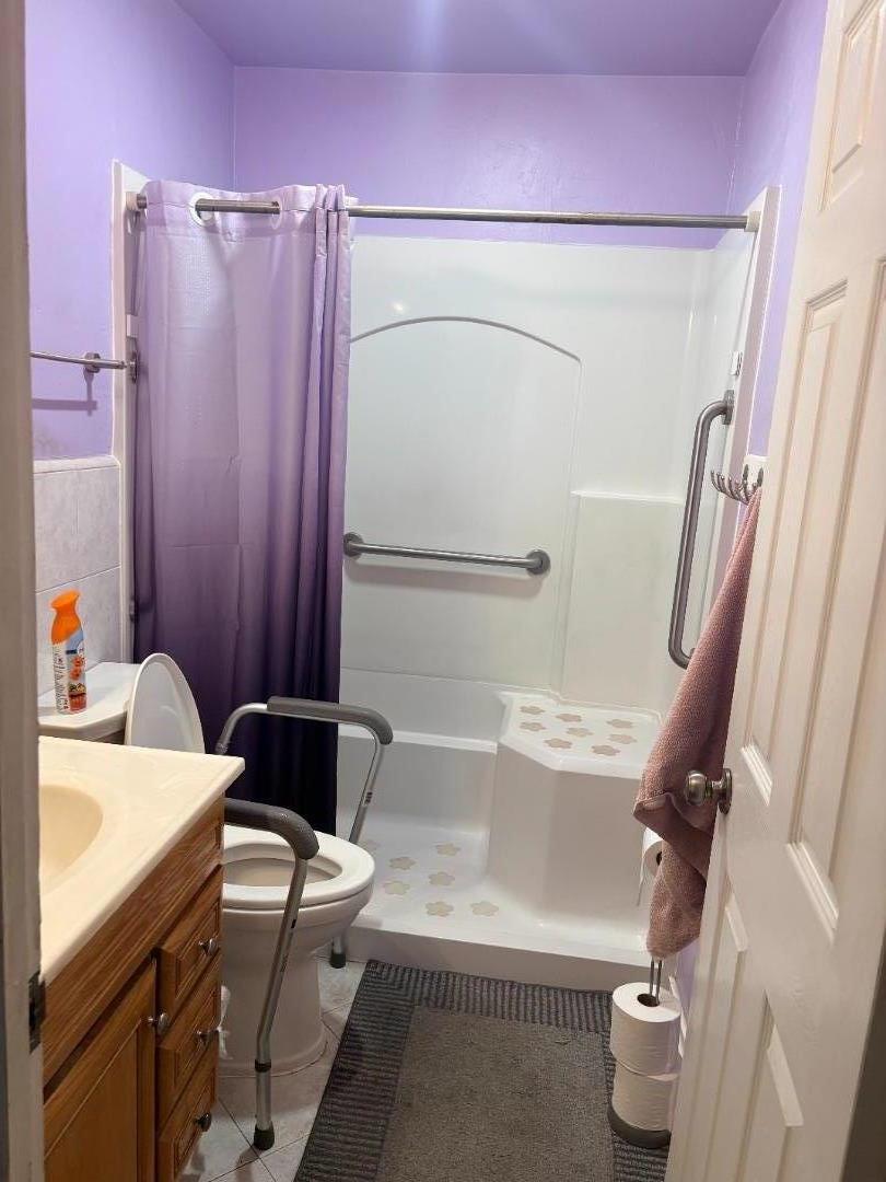 Detail Gallery Image 11 of 14 For 1711 Castlebrook Ct, San Jose,  CA 95133 - 3 Beds | 1 Baths