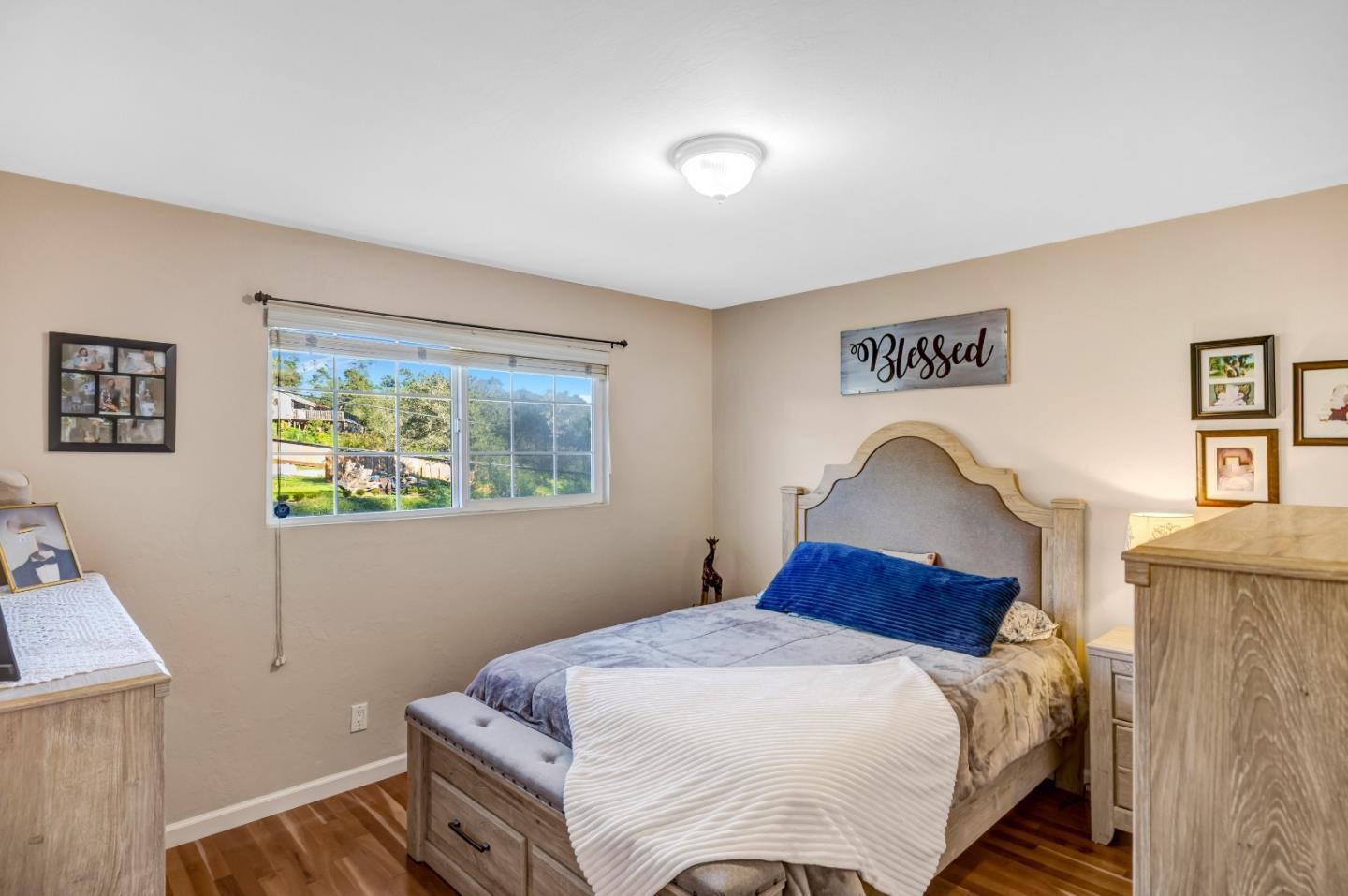 Detail Gallery Image 19 of 39 For 6900 Lakeview Dr, Salinas,  CA 93907 - 4 Beds | 2 Baths