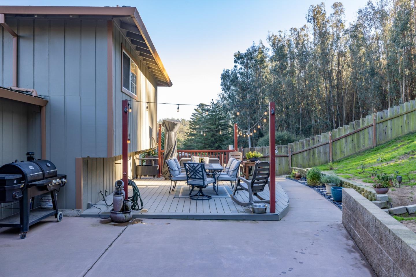 Detail Gallery Image 30 of 39 For 6900 Lakeview Dr, Salinas,  CA 93907 - 4 Beds | 2 Baths