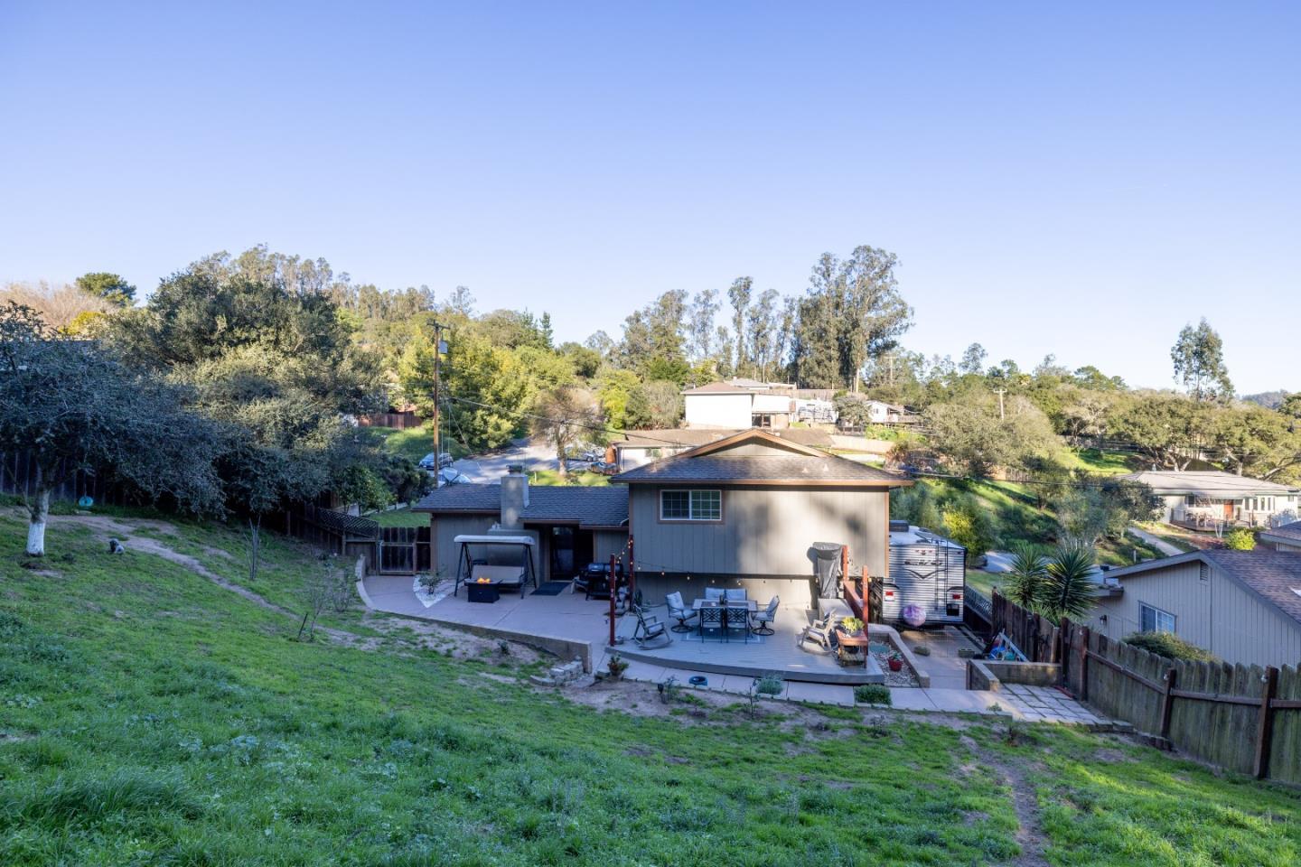 Detail Gallery Image 36 of 39 For 6900 Lakeview Dr, Salinas,  CA 93907 - 4 Beds | 2 Baths