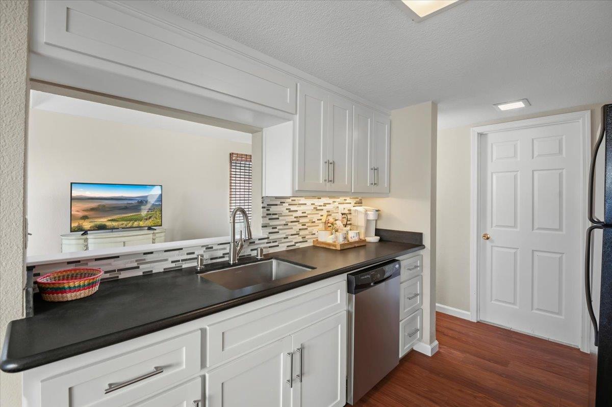 Detail Gallery Image 11 of 34 For 8170 Westwood Dr #15,  Gilroy,  CA 95020 - 2 Beds | 1/1 Baths