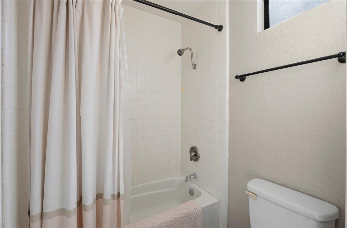 Detail Gallery Image 25 of 34 For 8170 Westwood Dr #15,  Gilroy,  CA 95020 - 2 Beds | 1/1 Baths