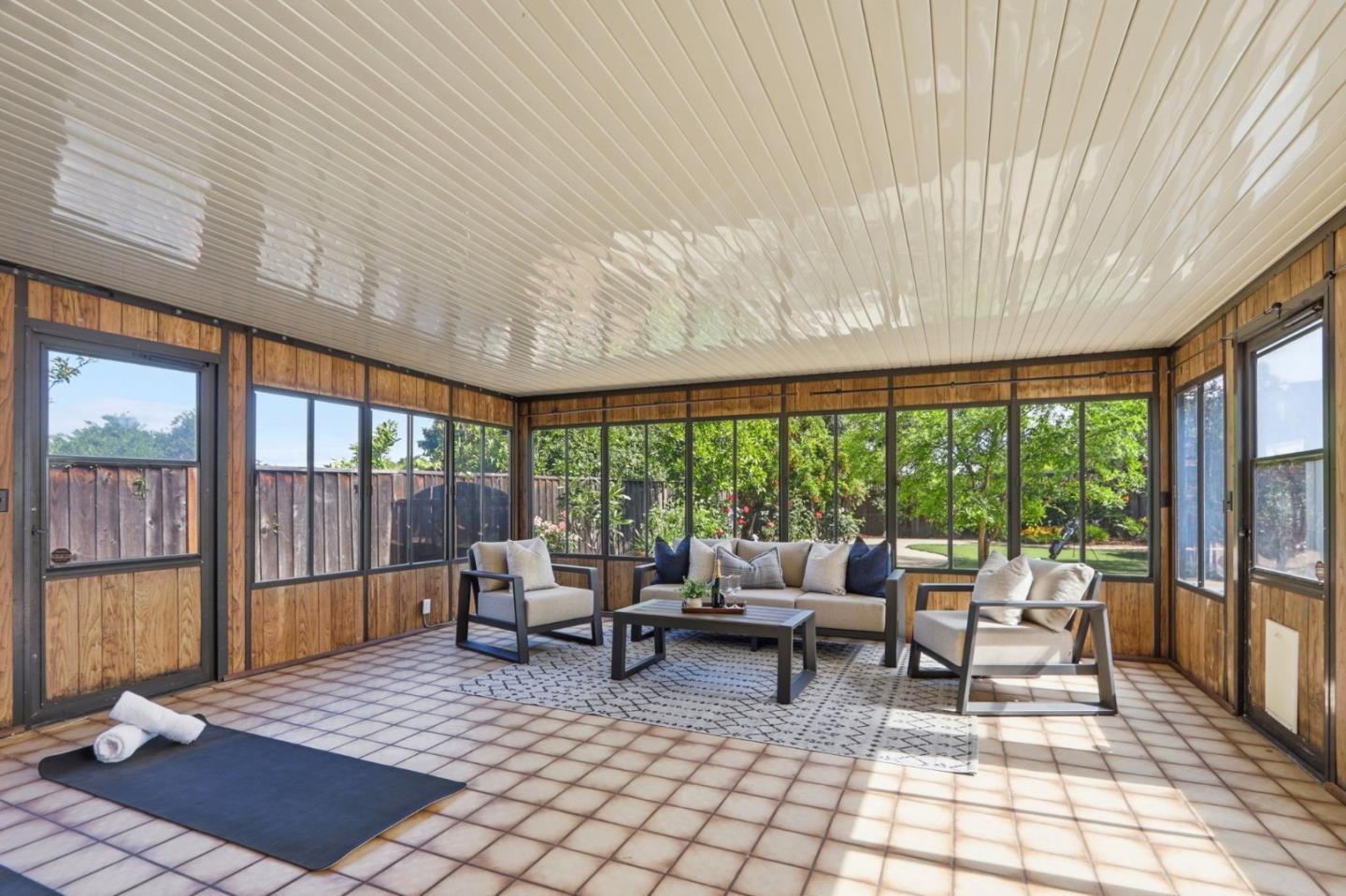 Detail Gallery Image 26 of 84 For 139 Belvue Dr, Los Gatos,  CA 95032 - 6 Beds | 3 Baths