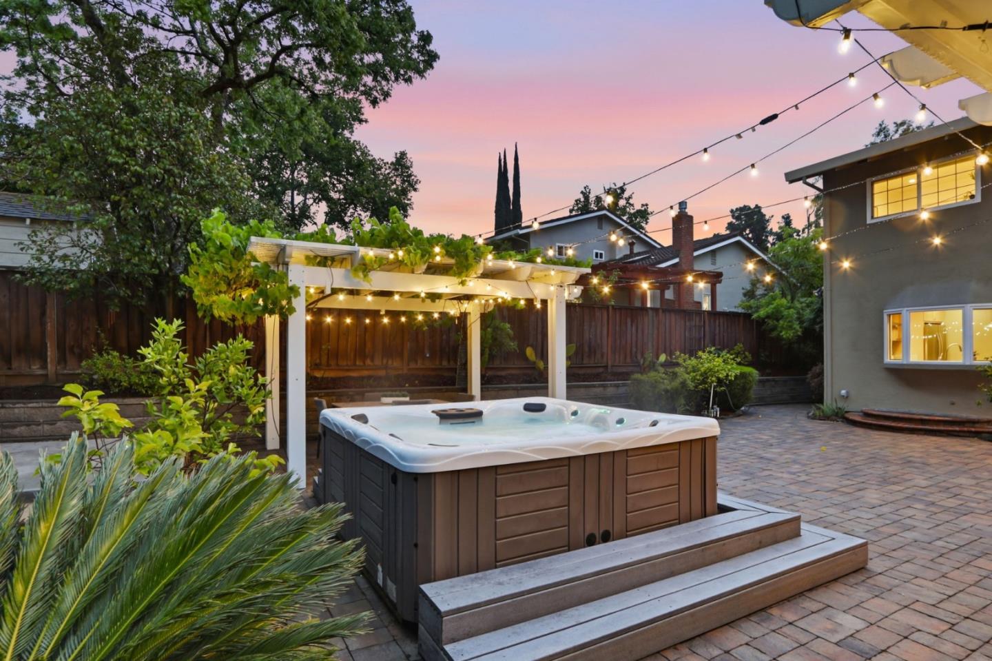 Detail Gallery Image 71 of 84 For 139 Belvue Dr, Los Gatos,  CA 95032 - 6 Beds | 3 Baths