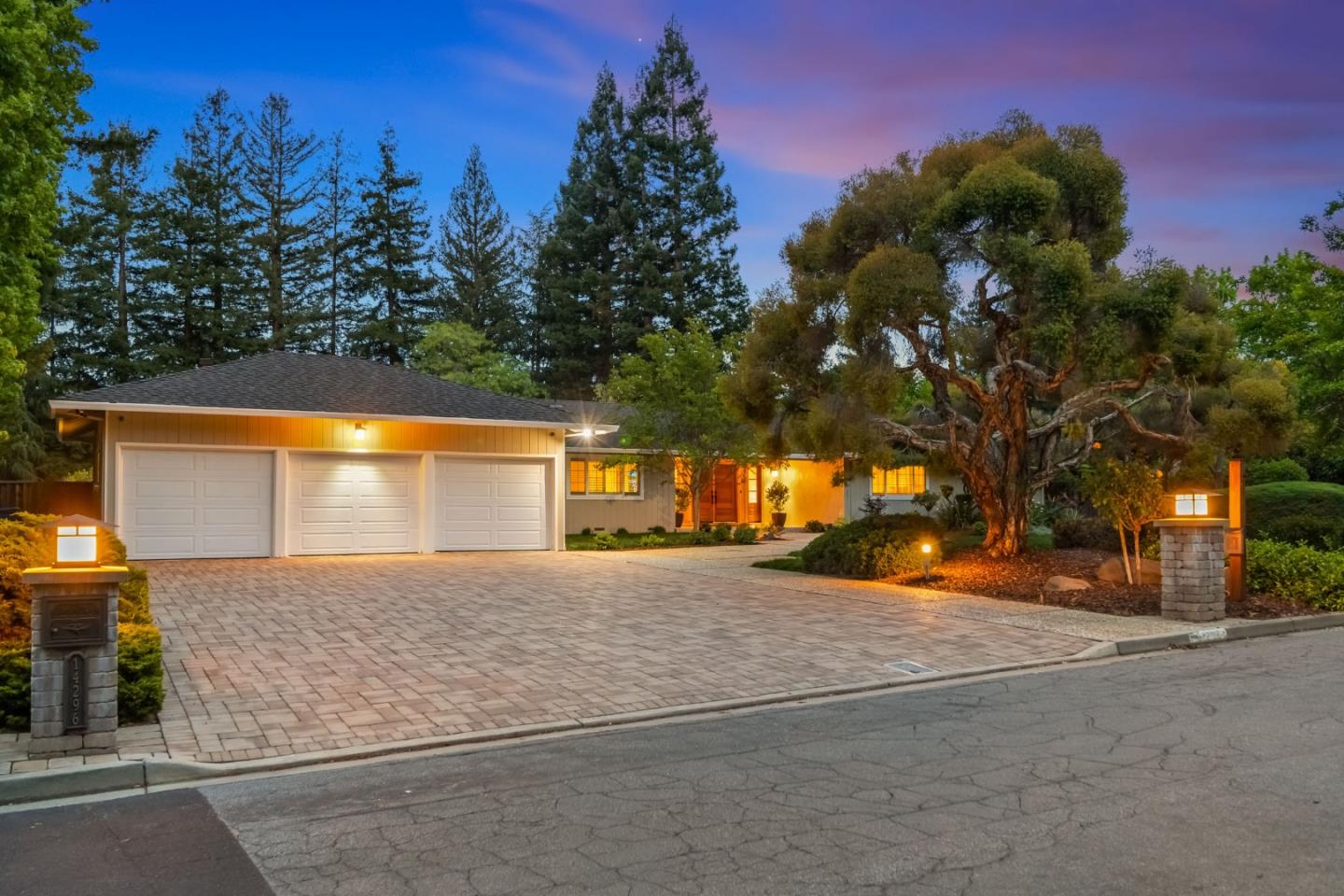 Detail Gallery Image 5 of 59 For 14296 Taos Dr, Saratoga,  CA 95070 - 6 Beds | 4 Baths