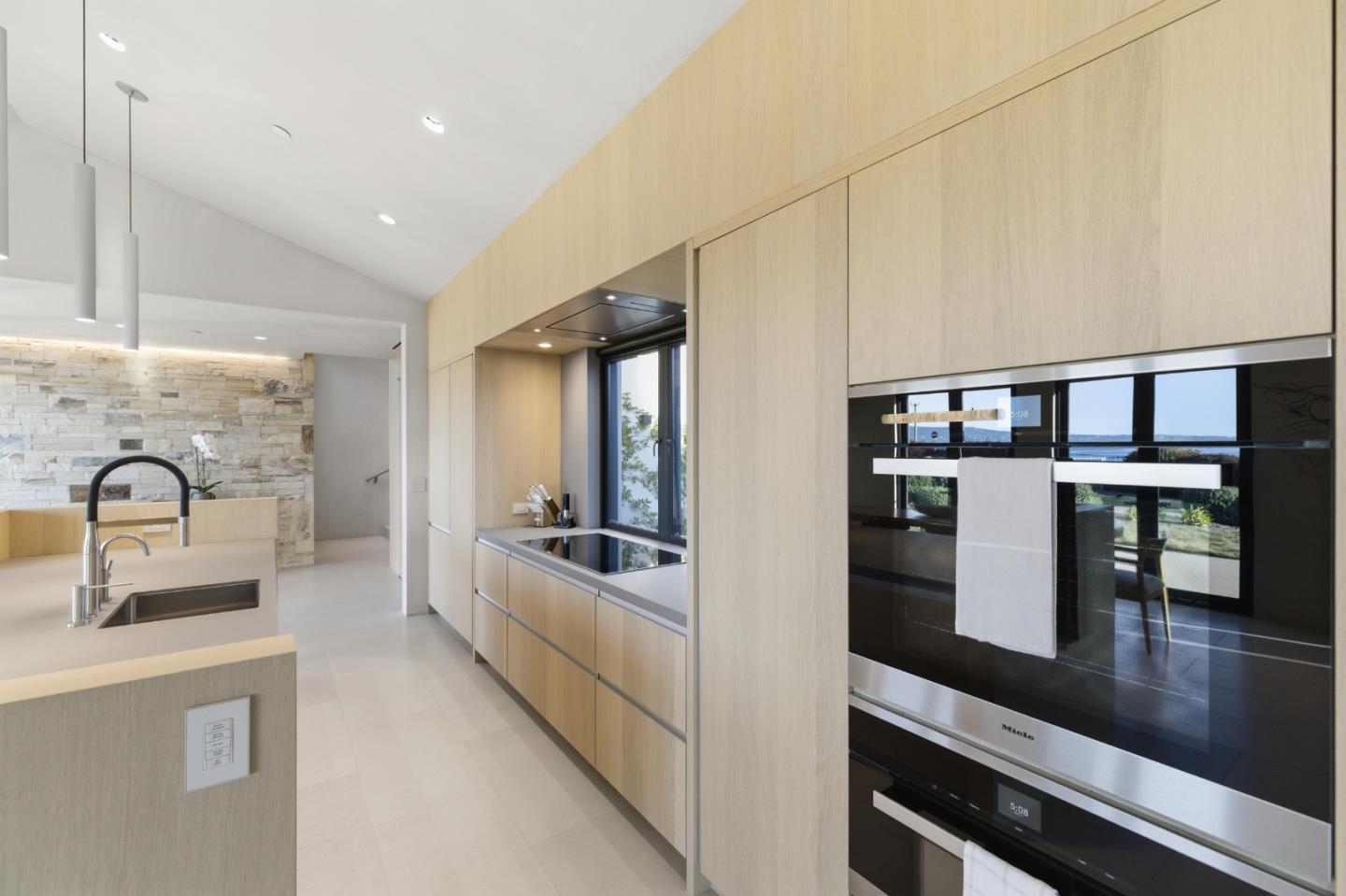 Detail Gallery Image 11 of 53 For 53 Riley Ranch Rd 53a-53b-53c,  Carmel,  CA 93923 - 6 Beds | 5/1 Baths