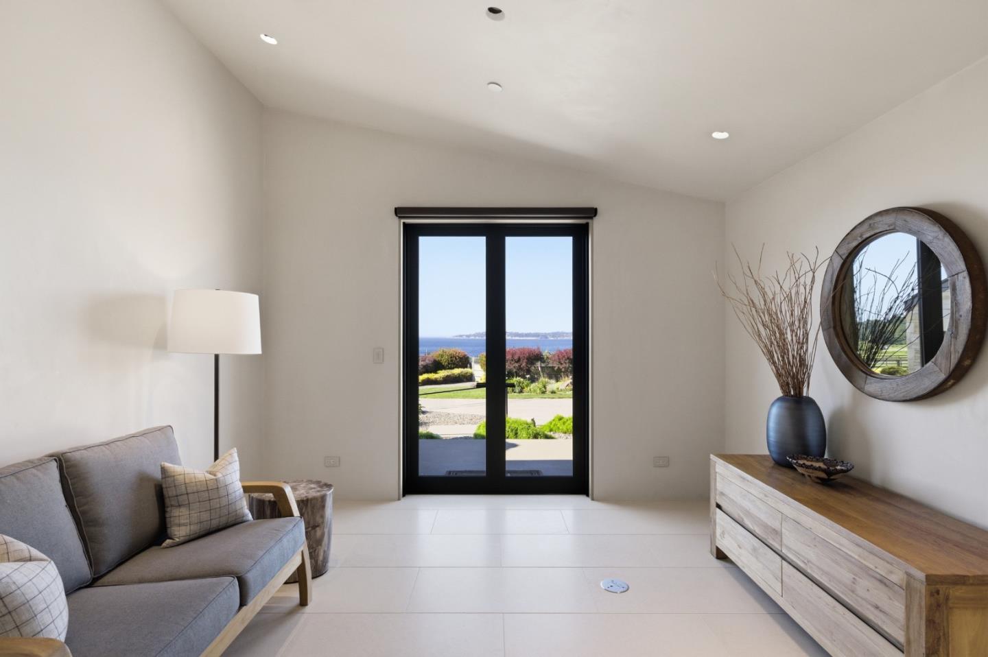 Detail Gallery Image 17 of 53 For 53 Riley Ranch Rd 53a-53b-53c,  Carmel,  CA 93923 - 6 Beds | 5/1 Baths