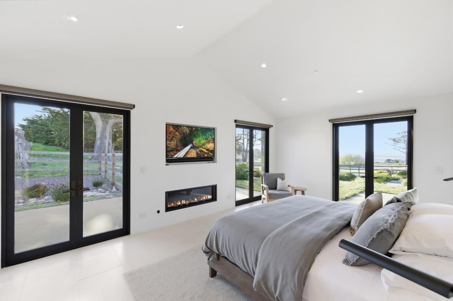 Detail Gallery Image 28 of 53 For 53 Riley Ranch Rd 53a-53b-53c,  Carmel,  CA 93923 - 6 Beds | 5/1 Baths