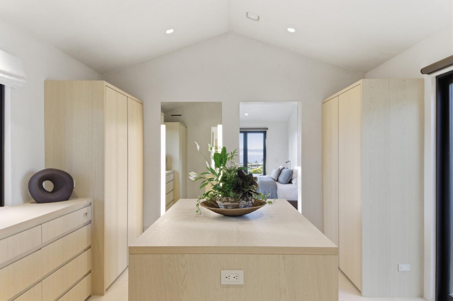 Detail Gallery Image 30 of 53 For 53 Riley Ranch Rd 53a-53b-53c,  Carmel,  CA 93923 - 6 Beds | 5/1 Baths