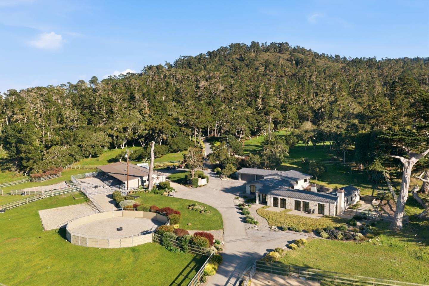 Detail Gallery Image 5 of 53 For 53 Riley Ranch Rd 53a-53b-53c,  Carmel,  CA 93923 - 6 Beds | 5/1 Baths