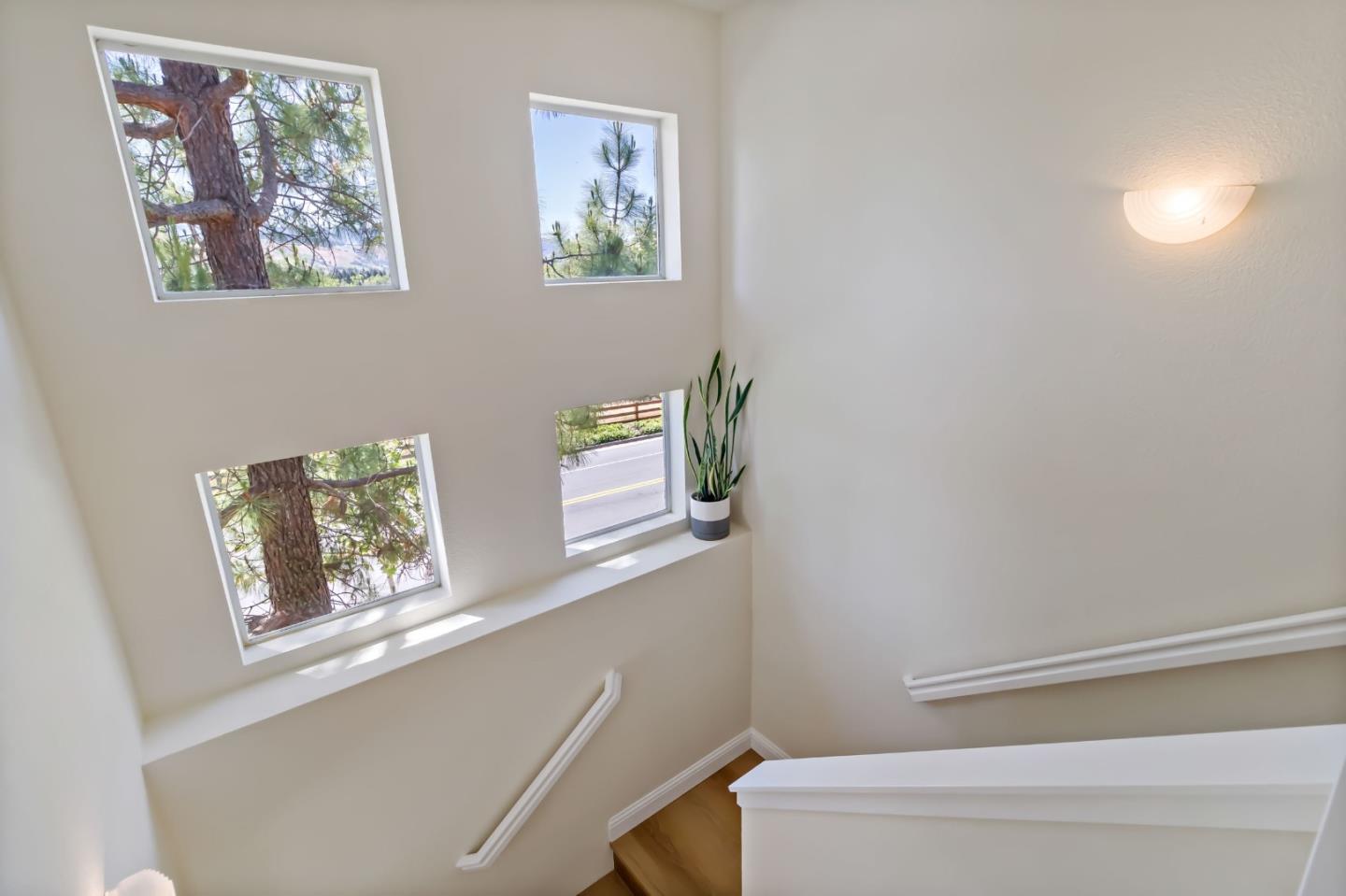 Detail Gallery Image 6 of 45 For 1086 Niguel Ln, San Jose,  CA 95138 - 2 Beds | 2/1 Baths