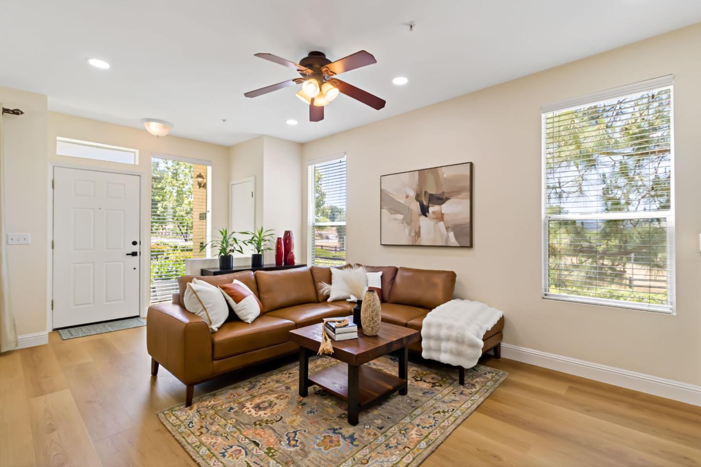 Detail Gallery Image 9 of 45 For 1086 Niguel Ln, San Jose,  CA 95138 - 2 Beds | 2/1 Baths