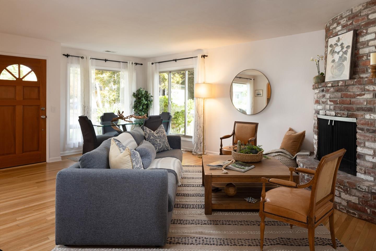 Detail Gallery Image 4 of 20 For 61 Companion Way, Pacific Grove,  CA 93950 - 3 Beds | 2 Baths