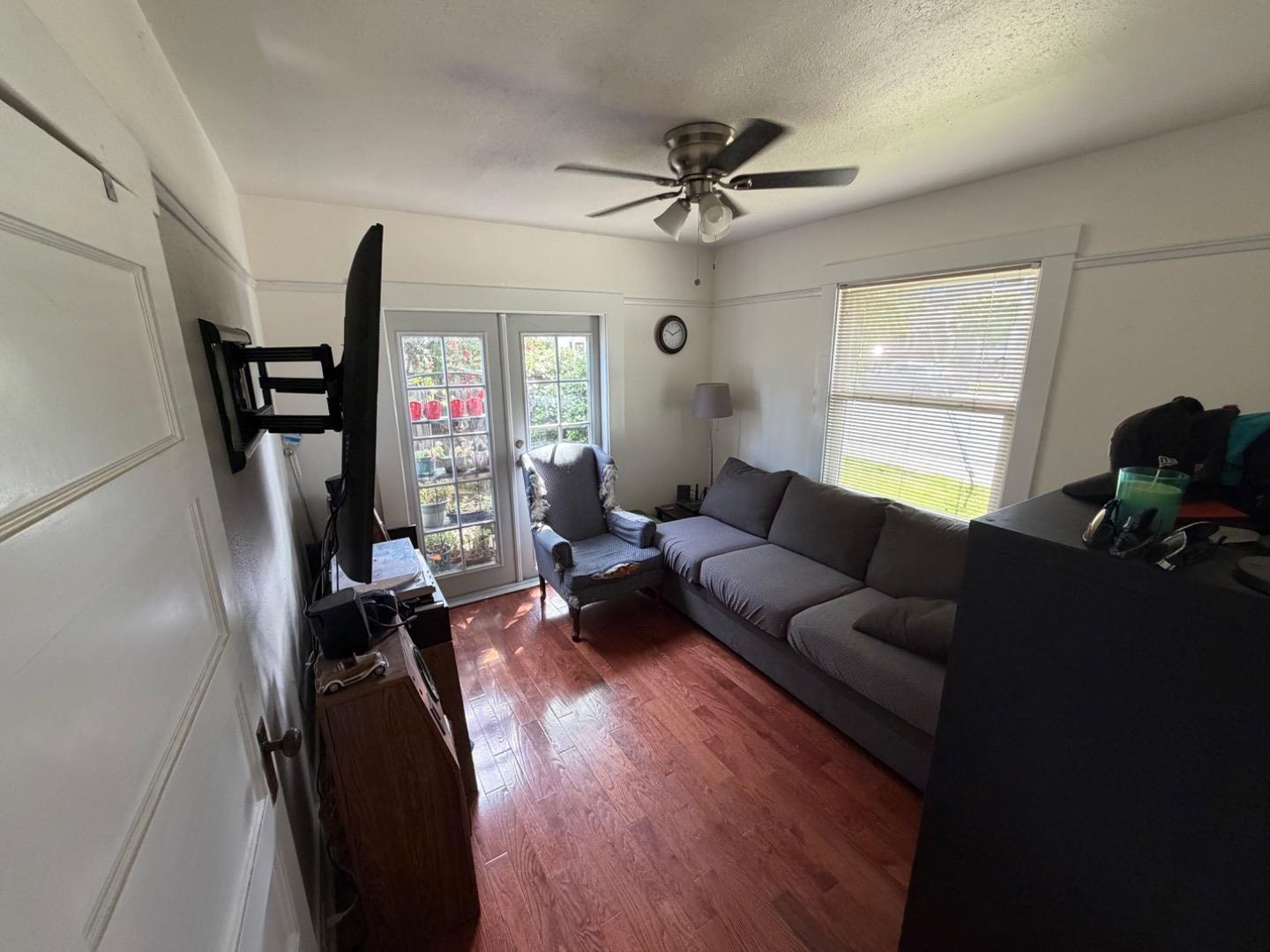 Detail Gallery Image 3 of 9 For 89 E Rincon Ave, Campbell,  CA 95008 - 2 Beds | 1 Baths