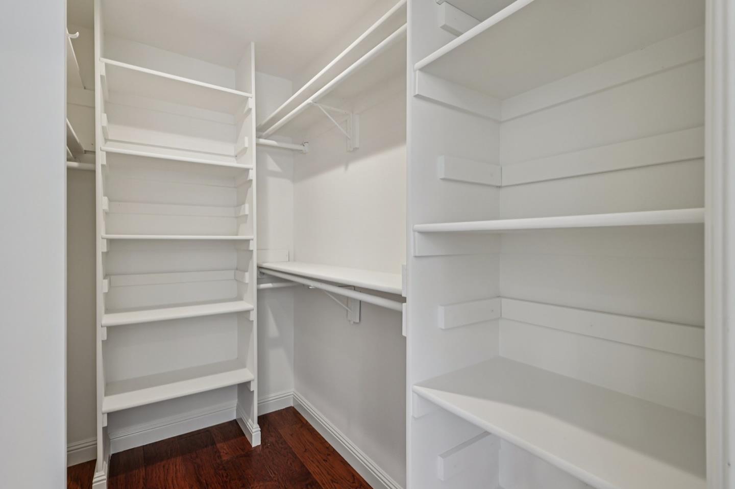 Detail Gallery Image 13 of 45 For 882 W Mc Kinley Ave, Sunnyvale,  CA 94086 - 5 Beds | 3/1 Baths