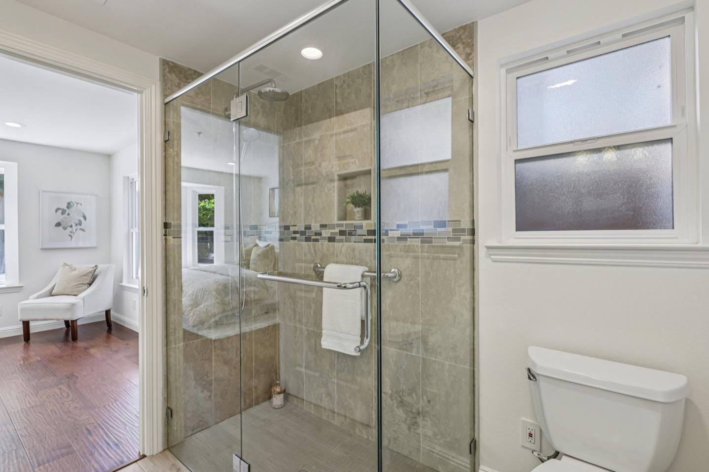 Detail Gallery Image 20 of 45 For 882 W Mc Kinley Ave, Sunnyvale,  CA 94086 - 5 Beds | 3/1 Baths