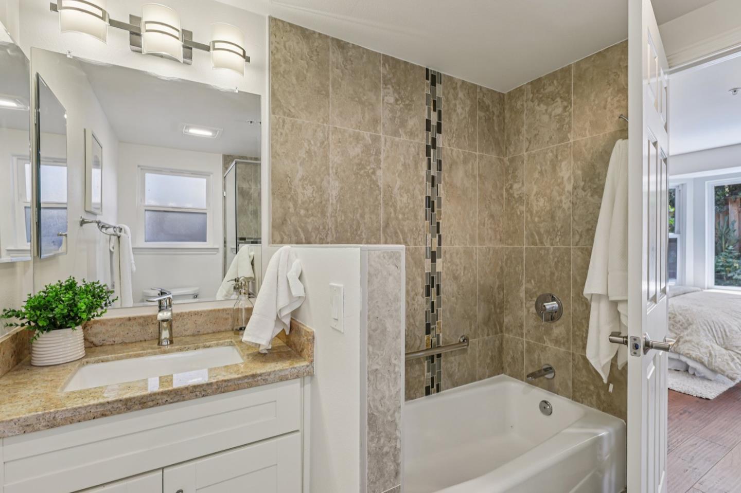 Detail Gallery Image 21 of 45 For 882 W Mc Kinley Ave, Sunnyvale,  CA 94086 - 5 Beds | 3/1 Baths