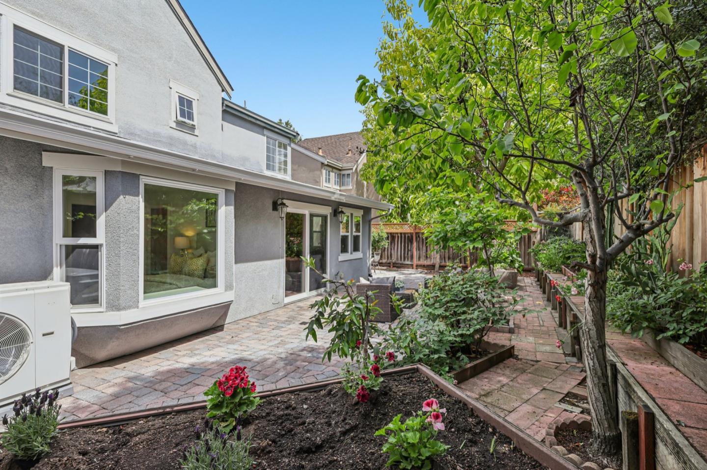 Detail Gallery Image 40 of 45 For 882 W Mc Kinley Ave, Sunnyvale,  CA 94086 - 5 Beds | 3/1 Baths