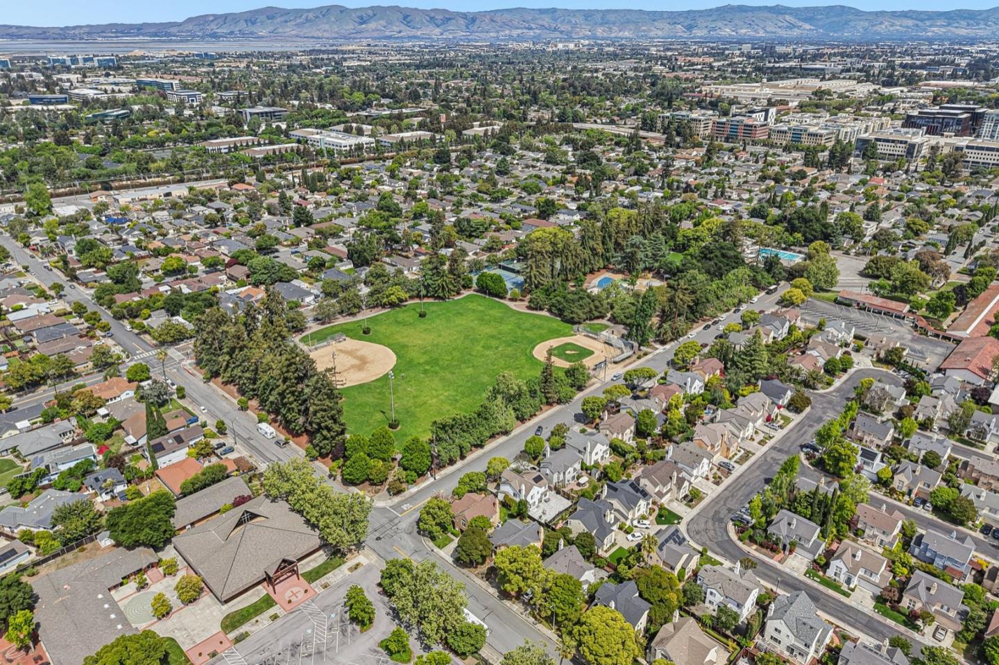 Detail Gallery Image 46 of 52 For 882 W Mc Kinley Ave, Sunnyvale,  CA 94086 - 5 Beds | 3/1 Baths